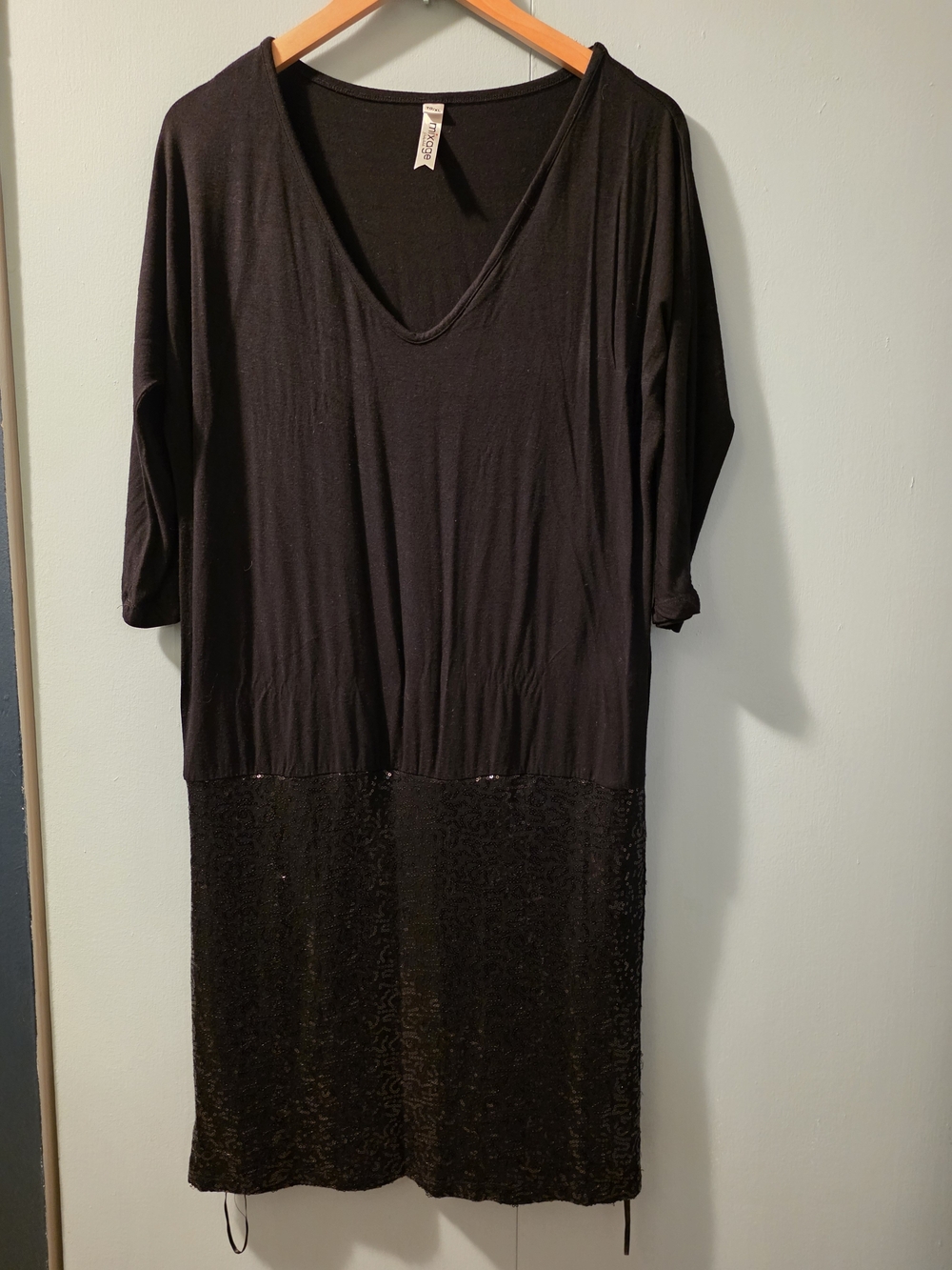 Black V-Neck Midi Dress with Textured Skirt